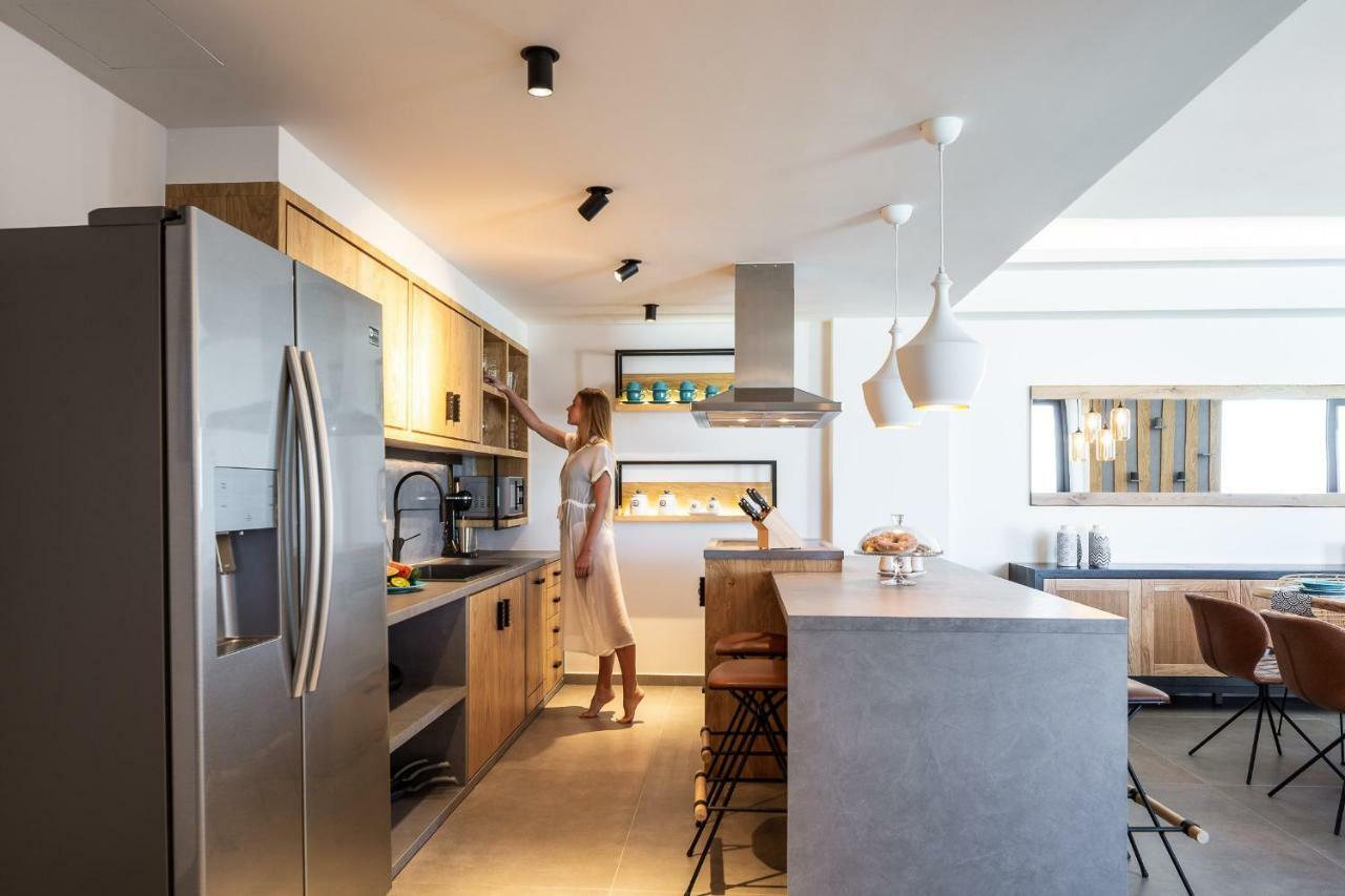 Wave Villa, Beach Front Retreat, By Thinkvilla Pánormos Buitenkant foto
