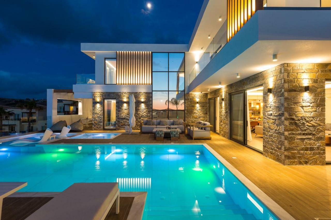 Wave Villa, Beach Front Retreat, By Thinkvilla Pánormos Buitenkant foto