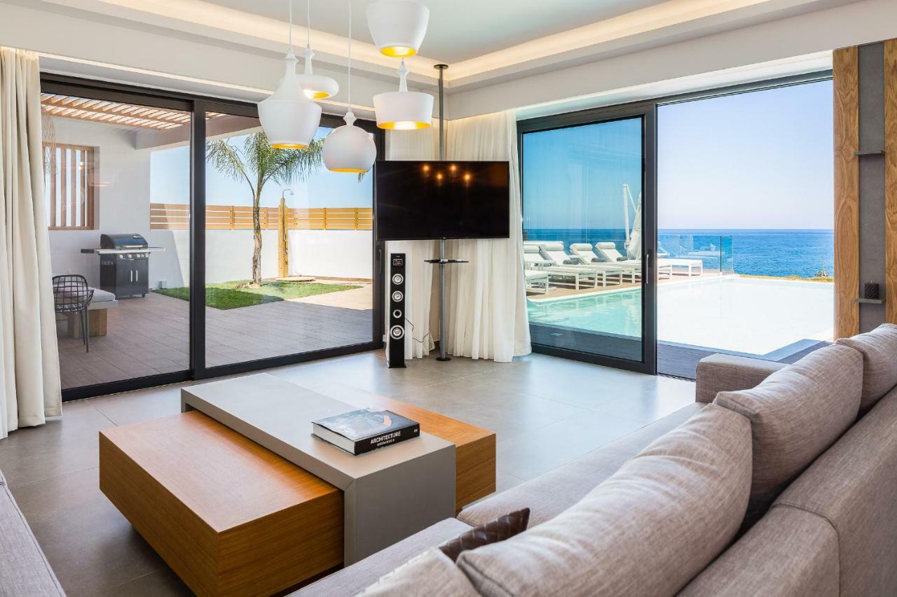 Wave Villa, Beach Front Retreat, By Thinkvilla Pánormos Buitenkant foto